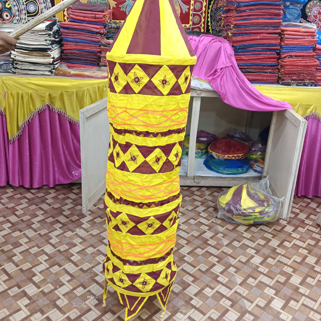 5ft Pipili Applique Yellow & Maroon Cotton Lamp